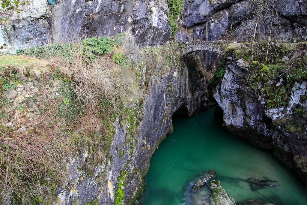 Pont st christophe sur guiers photo michel mirabail