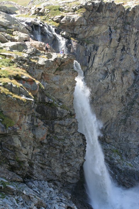 evettes cascade reculaz