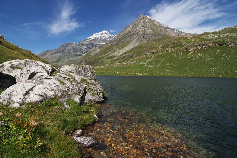 lac de la plagne devant mont pourri